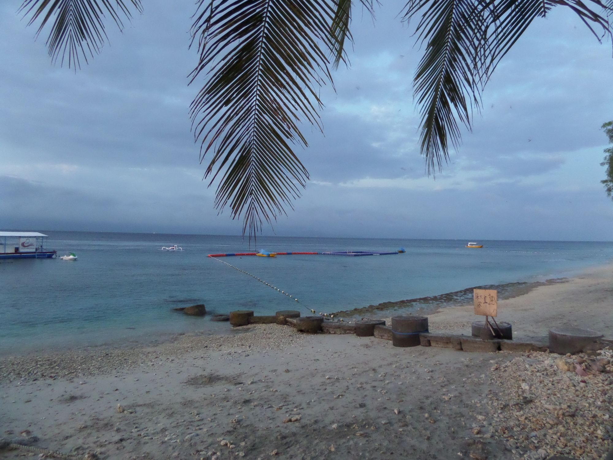 Beachfront Guesthouse Batununggul 外观 照片